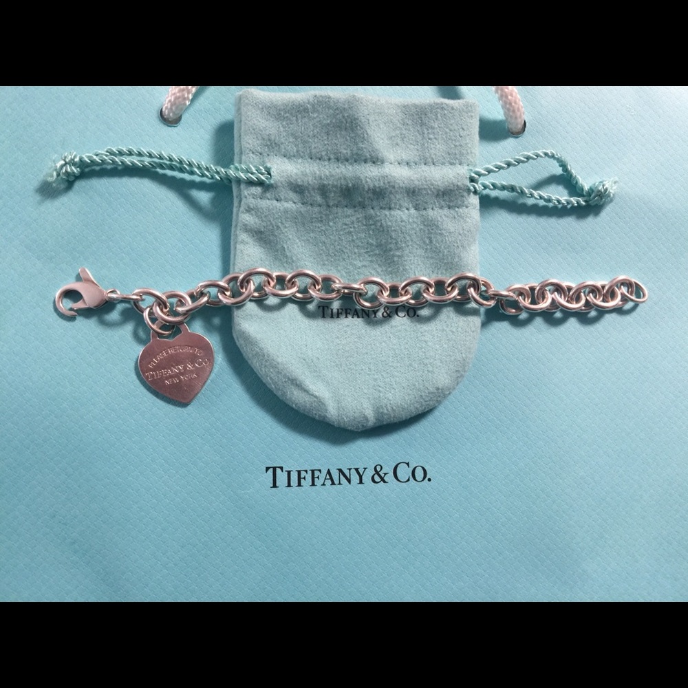 SALE❗️Tiffany Sterling Silver Heart 7 inches